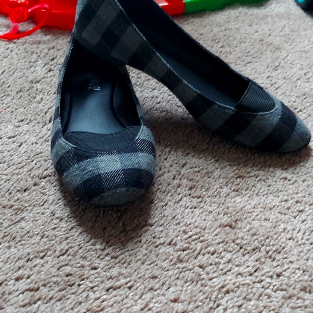 Formal  flats